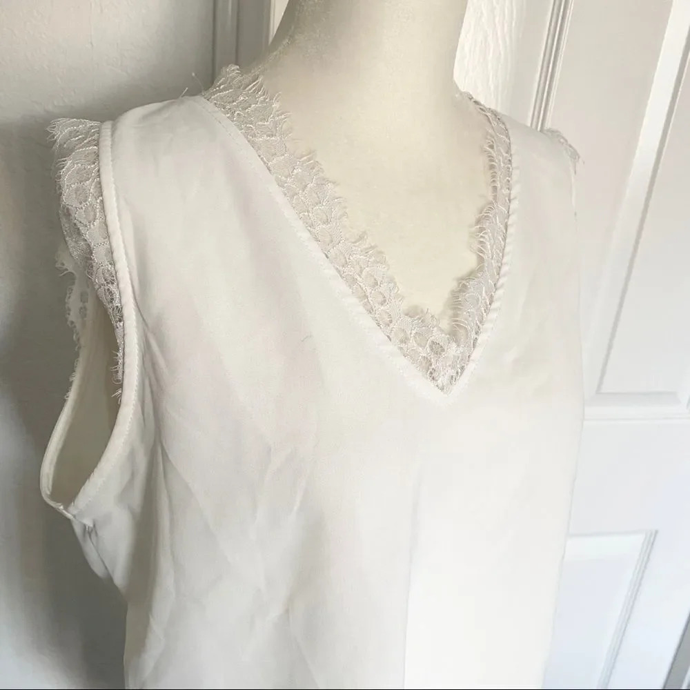 White Sleeveless Tank Top with Lace Cap Sleeve Detail Camisole - Picture 3 of 8
